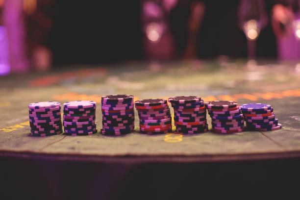 Pretty Gaming live baccarat table with real cards and banker player tie areas